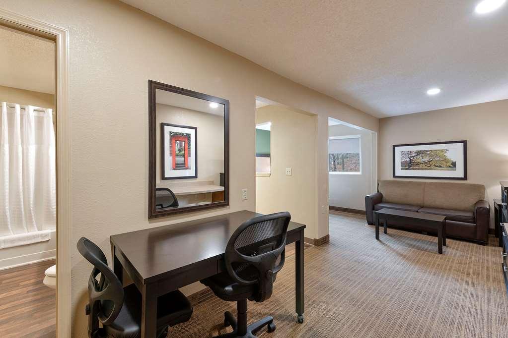 Extended Stay America Select Suites - Charlotte - Tyvola Rd - Executive Park Room photo